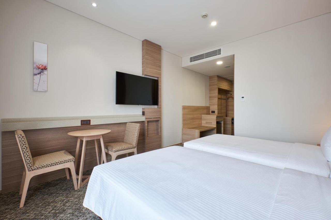 Hotel Sotetsu Grand Fresa Saigon 相鉄グランドフレッサ サイゴン Thành Pho Ho Chí Minh Esterno foto